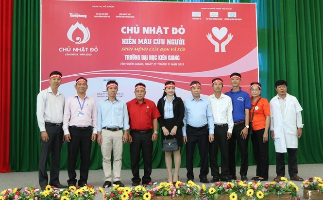 Chủ Nhật Đỏ tại Kiên Giang tiếp nhận 353 đơn vị máu - ảnh 5