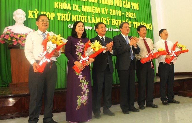 Cần Thơ miễn nhiệm và bầu Ủy viên UBND thành phố - ảnh 1