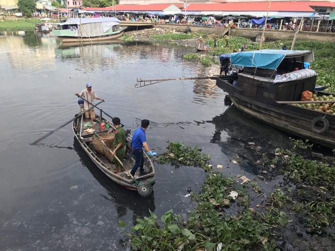 Cần Thơ ra quân bảo vệ môi trường - ảnh 1