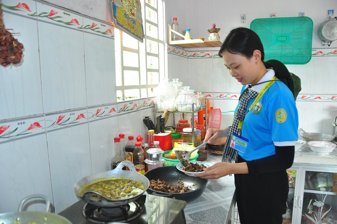 Những hình ảnh dễ thương của chiến sỹ tình nguyện - ảnh 6