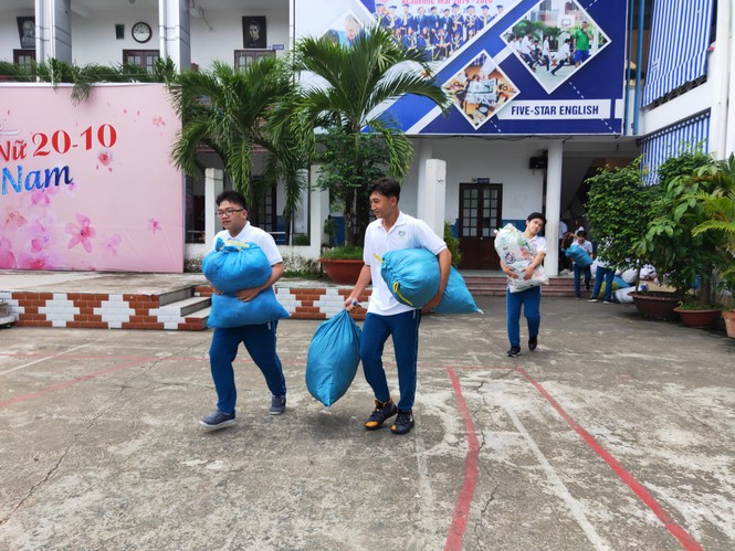 Chuyến xe của tuổi trẻ Cần Thơ tiếp tục hướng về đồng bào miền Trung - ảnh 5