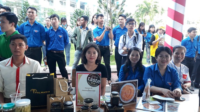Sôi nổi ngày hội việc làm tại An Giang - ảnh 4