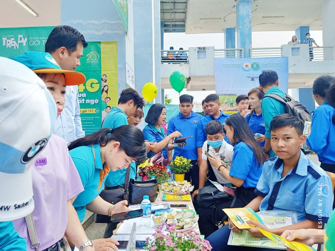 Sôi nổi ngày hội việc làm tại An Giang - ảnh 6