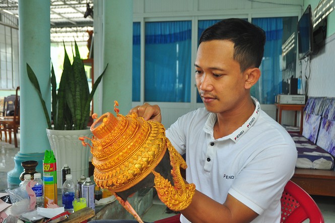 Nghệ nhân 9x dân tộc Khmer khát khao bảo tồn giá trị truyền thống - ảnh 2