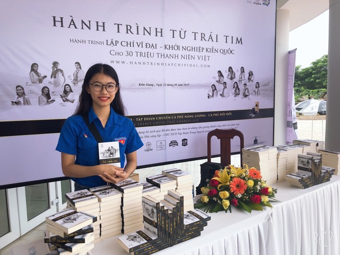 Nữ sinh ĐH Kiên Giang trưởng thành từ công tác Đoàn - ảnh 9