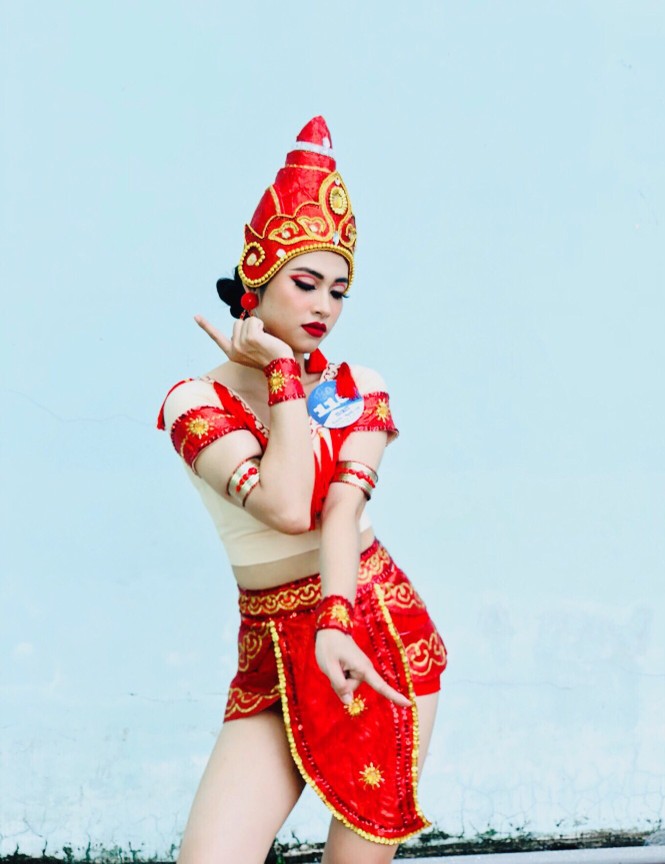 'Nụ cười tỏa nắng' của cô gái Tây Đô - ảnh 7