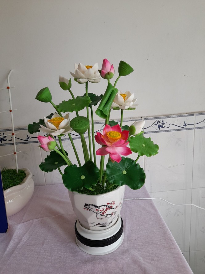 Tình yêu hoa từ đất sét của nữ thạc sỹ 9X ở Cần Thơ - ảnh 9