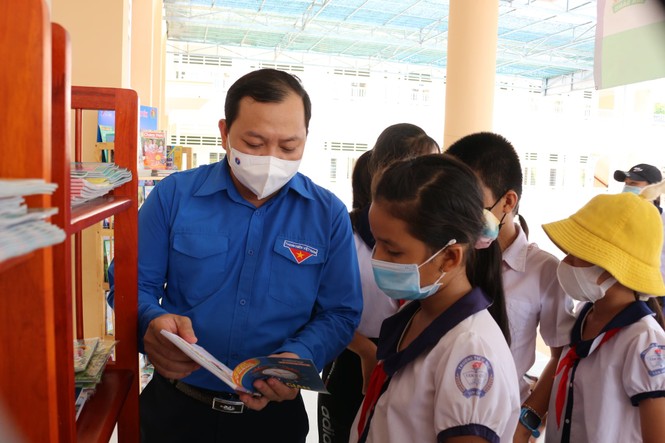 Đồng Tháp, Cà Mau diễn ra sôi nổi các hoạt động Tháng thanh niên - ảnh 5