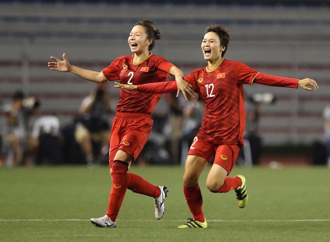 Thắng Thái Lan sau 120 phút, đội tuyển nữ Việt Nam vô địch SEA Games 30 - ảnh 1
