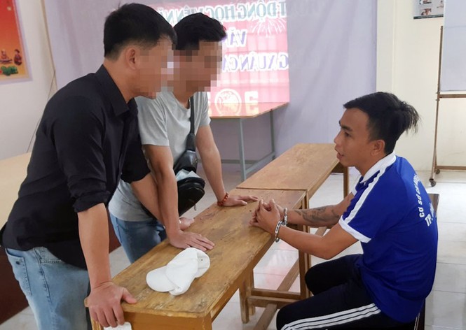 Người đàn ông trốn truy nã trong... trại cai nghiện - ảnh 1