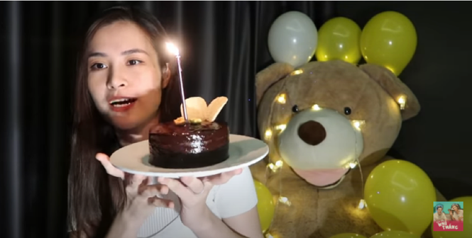 Sao Việt 24H: Đông Nhi vào bếp làm bánh tặng fan, H'Hen Niê khoe vườn rau gia đình xanh má - ảnh 2