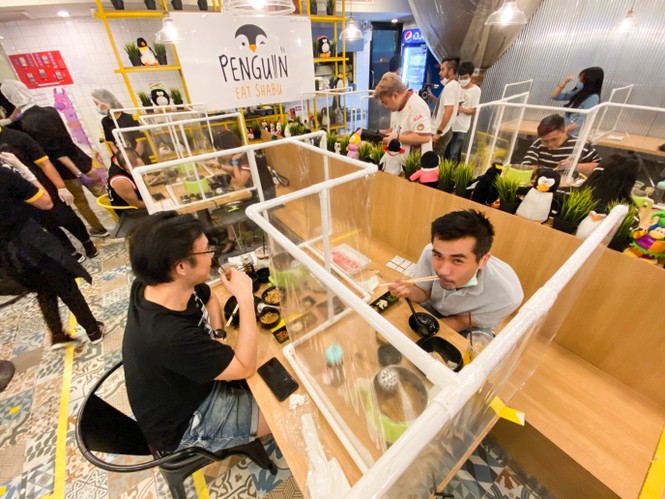 Nhà hàng Thái Lan thiết kế vách ngăn
