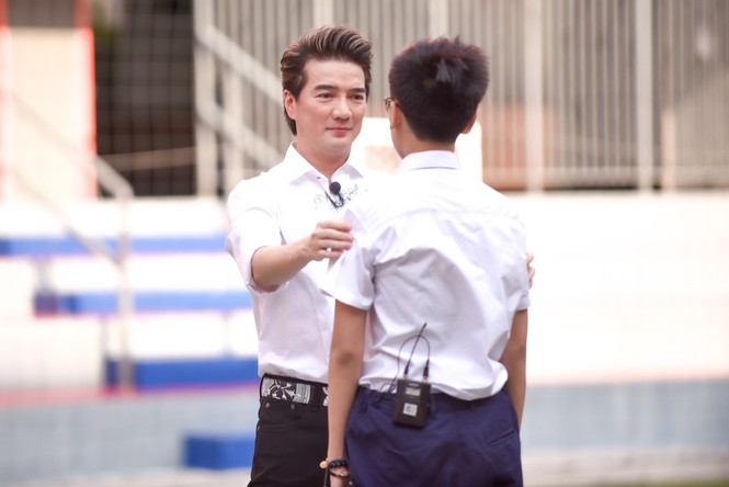 Con trai nuôi Đàm Vĩnh Hưng lên sóng xin lỗi bố và câu chuyện cảm động đằng sau - ảnh 4