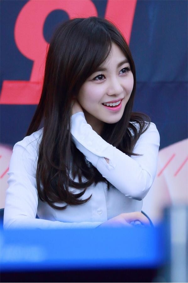 Mina (Cựu thành viên AOA) đăng ảnh cổ tay hằn vết sẹo khiến fan hoang mang - ảnh 2
