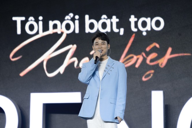 Trúc Nhân “tình tứ” với Ngô Kiến Huy, Sơn Tùng M-TP biểu cảm cực yêu tại sự kiện - ảnh 1
