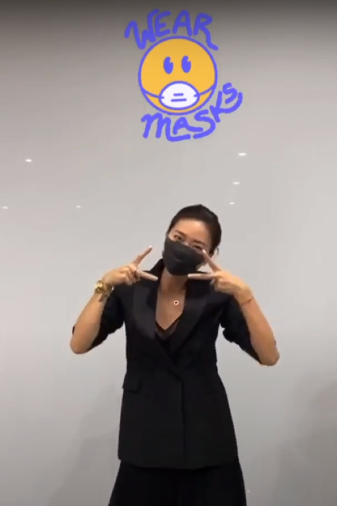Hoãn ra mắt sản phẩm, S.T Sơn Thạch rủ loạt sao Việt cùng nhau