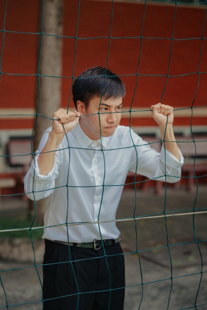 Đón chào mùa tựu trường, Lou Hoàng tung ngay MV