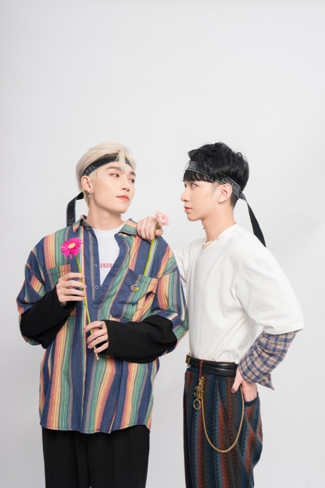 “Thuyền