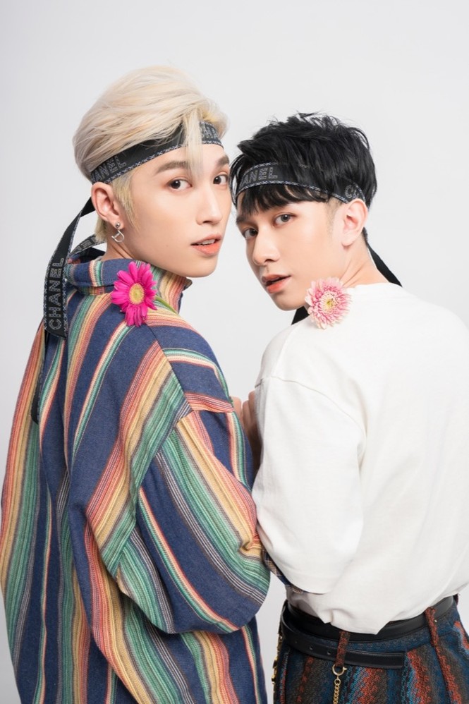 “Thuyền