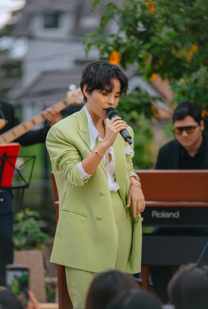 Vũ Cát Tường “phủ trắng” toàn bộ mạng xã hội, xác nhận lịch comeback sau 1 năm “ở ẩn” - ảnh 2