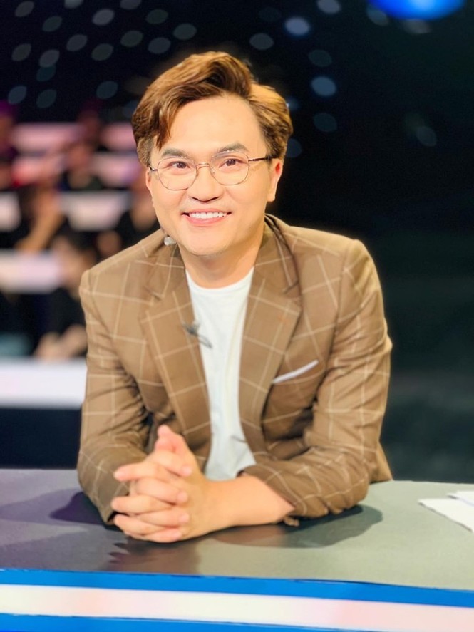 Lynk Lee bất ngờ