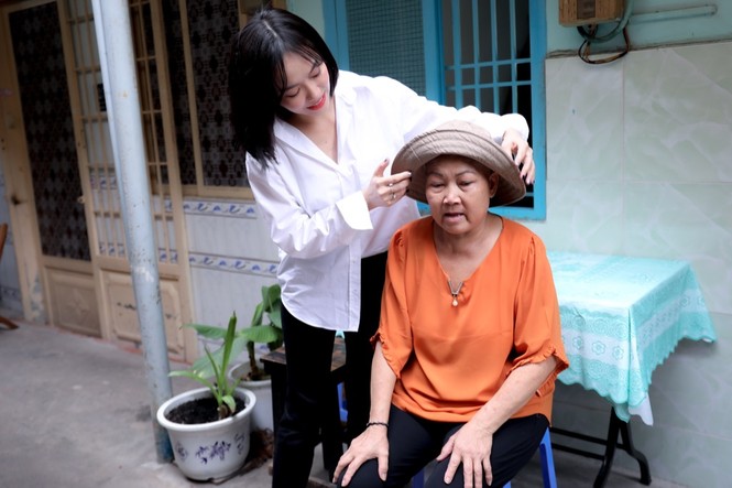 Diệu Nhi giúp cô gái hiếu thảo thực hiện ước mơ cho người mẹ ung thư - ảnh 4