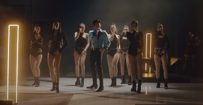 Soobin Hoàng Sơn mặc toàn đồ hiệu, đẹp trai như idol K-Pop trong MV Trò Chơi