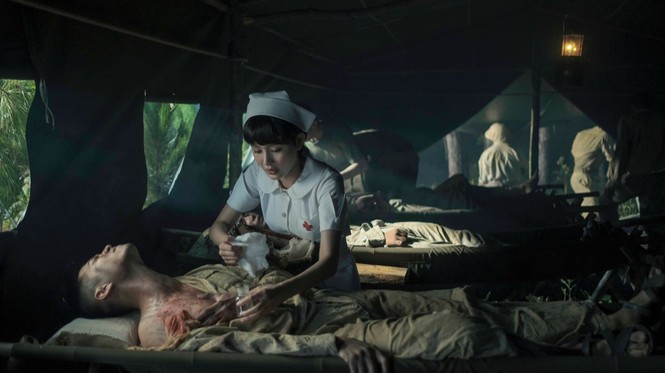 Hiền Hồ trở lại với thế mạnh ballad, diễn xuất bi thương ám ảnh trong MV mới - ảnh 5