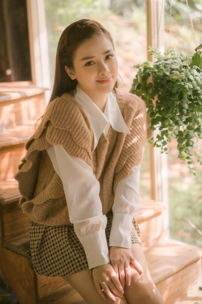 V-pop 4/12: Dương Hoàng Yến kết hợp Quân A.P, Kai Đinh - QNT hát về tình lâu phai - ảnh 1