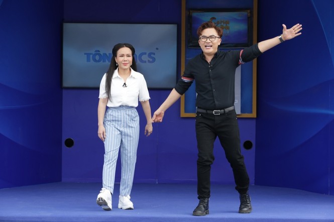 Hơn 50 người nổi tiếng mang “Cơ hội đổi đời” đến cho những hoàn cảnh khó khăn - ảnh 1
