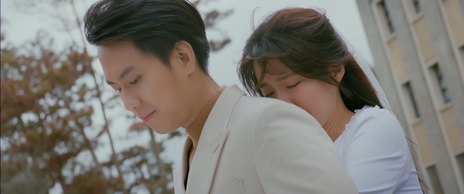 V-pop chào đón tân binh: ca sĩ Việt Kiều Đức Uri và