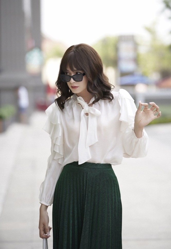 Review “Em là Của Em“: món ăn giải trí táo bạo với màn thay đổi nhân dạng để “cưa crush” - ảnh 2