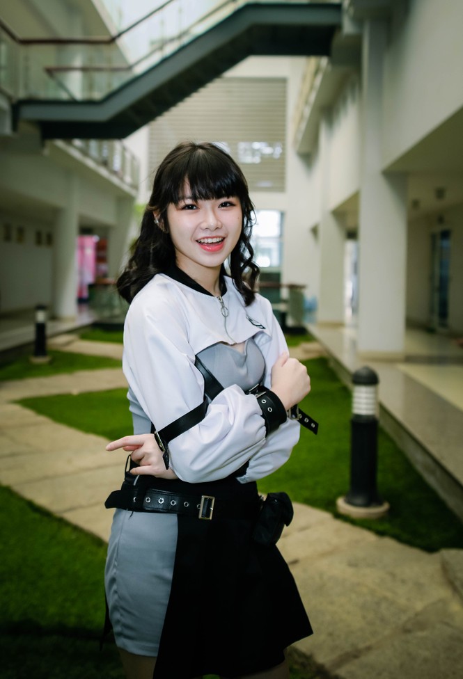 Ánh Sáng (SGO48) được fan mua gần 700 single 3 cạnh tranh danh hiệu “Queen of Handshake” - ảnh 2