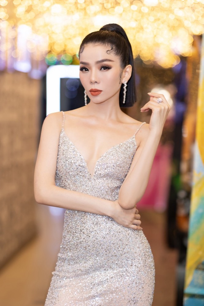 Lệ Quyên làm sống lại lần nữa “Q Show 2”, bật mí về MV kết hợp cùng đạo diễn Kawaii Tuấn Anh - ảnh 1
