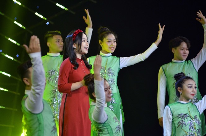 Thể hiện xuất sắc chủ đề