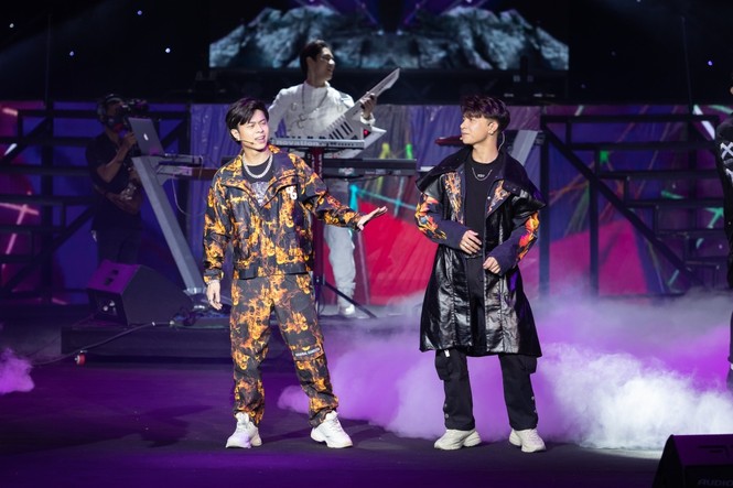 Noo Phước Thịnh thể hiện các hot hit của năm 2020 đỉnh cao, sâu lắng tại