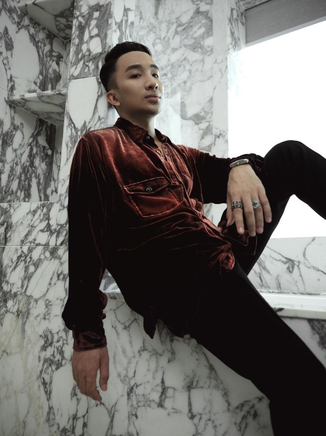 Hoàng Rob tung bộ ảnh