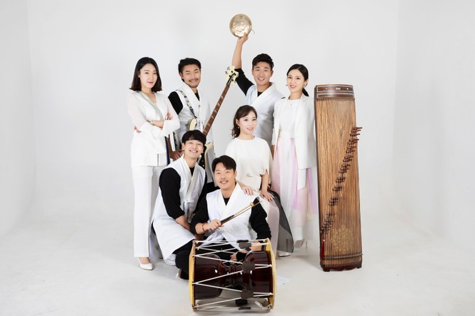 Sao Hàn – Việt lần đầu tụ hội ở phố cổ Hội An - ảnh 1
