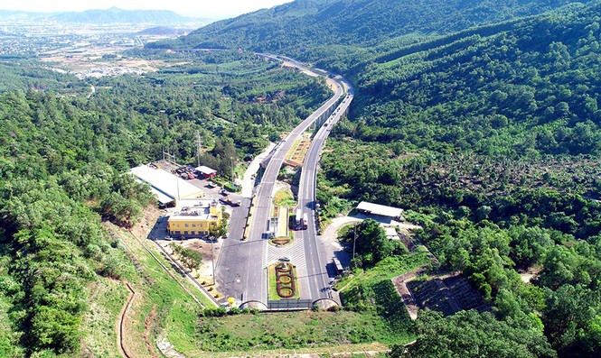 Sau khánh thành, hầm Hải Vân lại bị