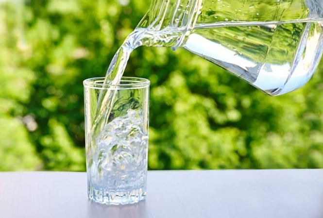 Uống nước xong thấy những dấu hiệu này, đến viện khám ngay kẻo muộn - ảnh 2