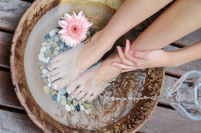 Ngâm chân nước nóng: Cực tốt và cực độc, biết mà tránh kẻo tàn phế - ảnh 4