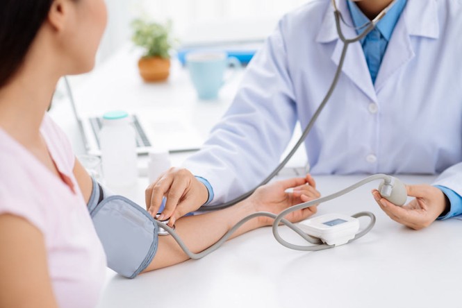 Rau cải cúc chữa nhiều bệnh tốt vô cùng, nhất là hạ huyết áp, giải độc - ảnh 3