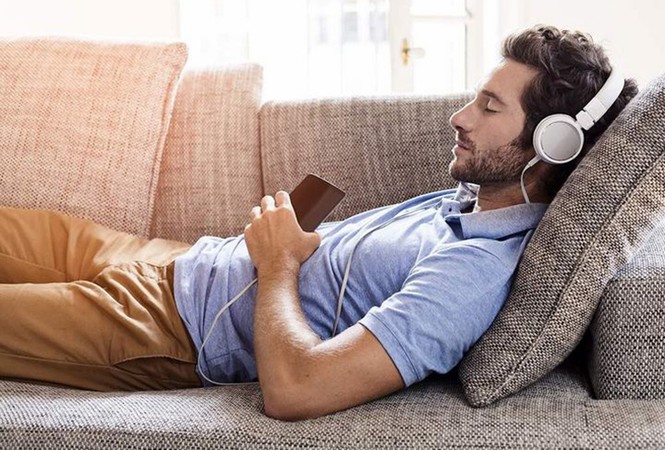 Ngủ kiểu này dễ gây tử vong, biết mà tránh kẻo mang họa vào thân - ảnh 1