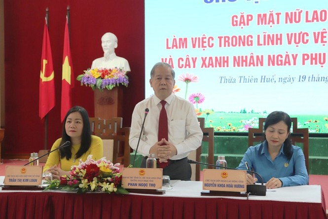 Nỗi lòng những nữ nhân viên môi trường tại Huế bị người dân xua chó cắn - ảnh 2