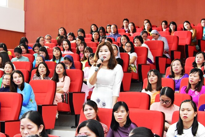 Chủ tịch tỉnh nghe giáo viên mầm non 'kể khó' - ảnh 1