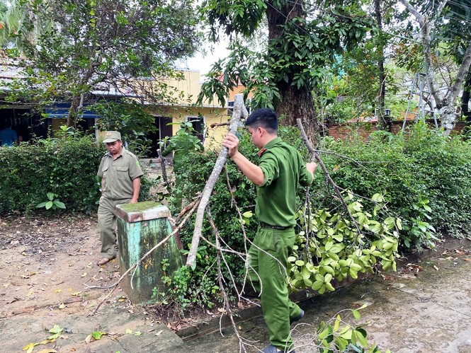 Quân đội, công an huy động 100% quân số ứng phó bão số 9 - ảnh 16