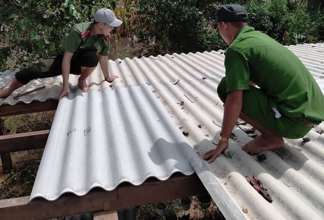 TT-Huế: Huy động tổng lực đoàn viên ra quân xử lý môi trường, giúp dân sau bão lũ - ảnh 6