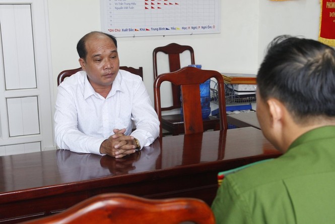 Chủ ‘tàu 67’ vỏ gỗ đầu tiên tại TT-Huế bị khởi tố về hành vi lừa đảo - ảnh 1