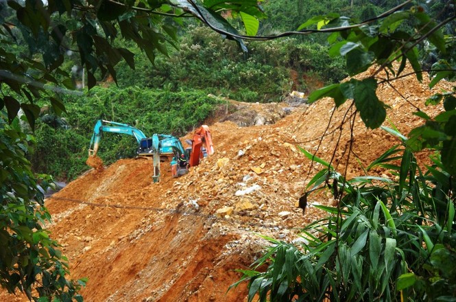 Kết thúc giai đoạn 3 tìm kiếm nạn nhân mất tích tại Rào Trăng, sẽ thêm giai đoạn 4 - ảnh 17