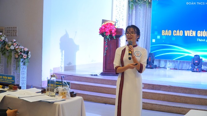 Sôi nổi thi báo cáo viên giỏi cấp tỉnh trong giới trẻ TT-Huế - ảnh 4